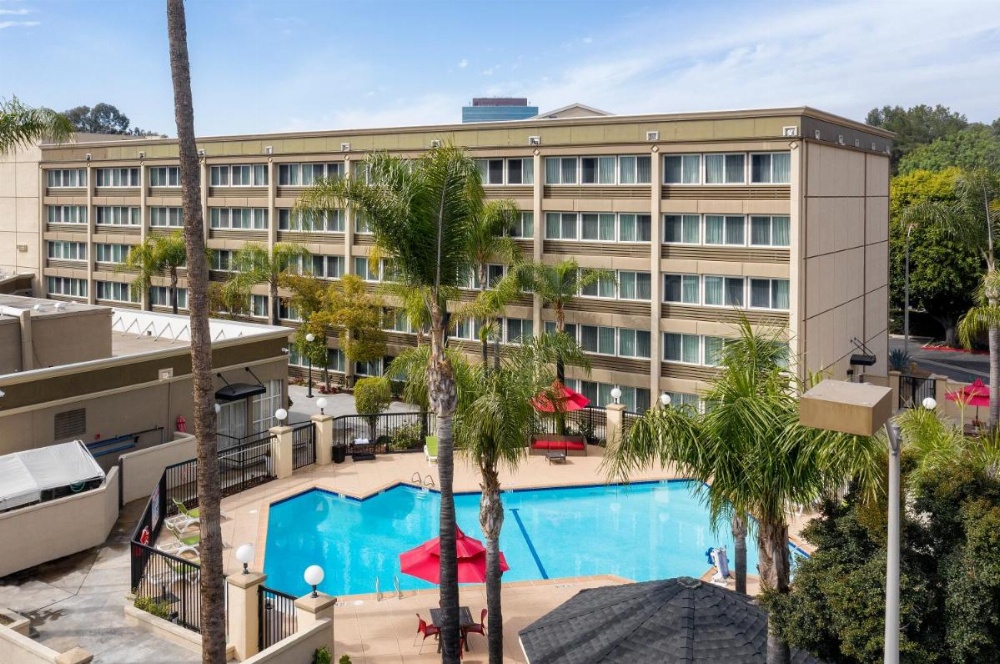 Holiday Inn West Covina Hotel Image 12